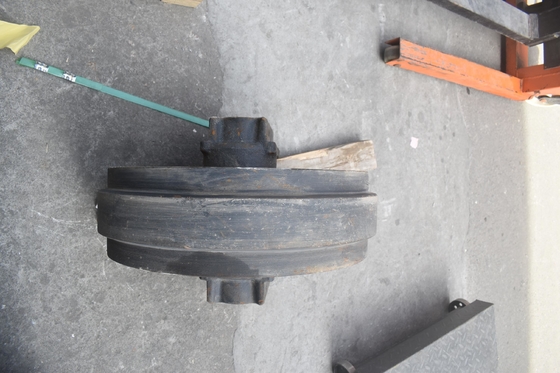 পার্টস আন্ডারকার্সি R210-7 Excavator Idler 12 মাস ওয়ারেন্টি